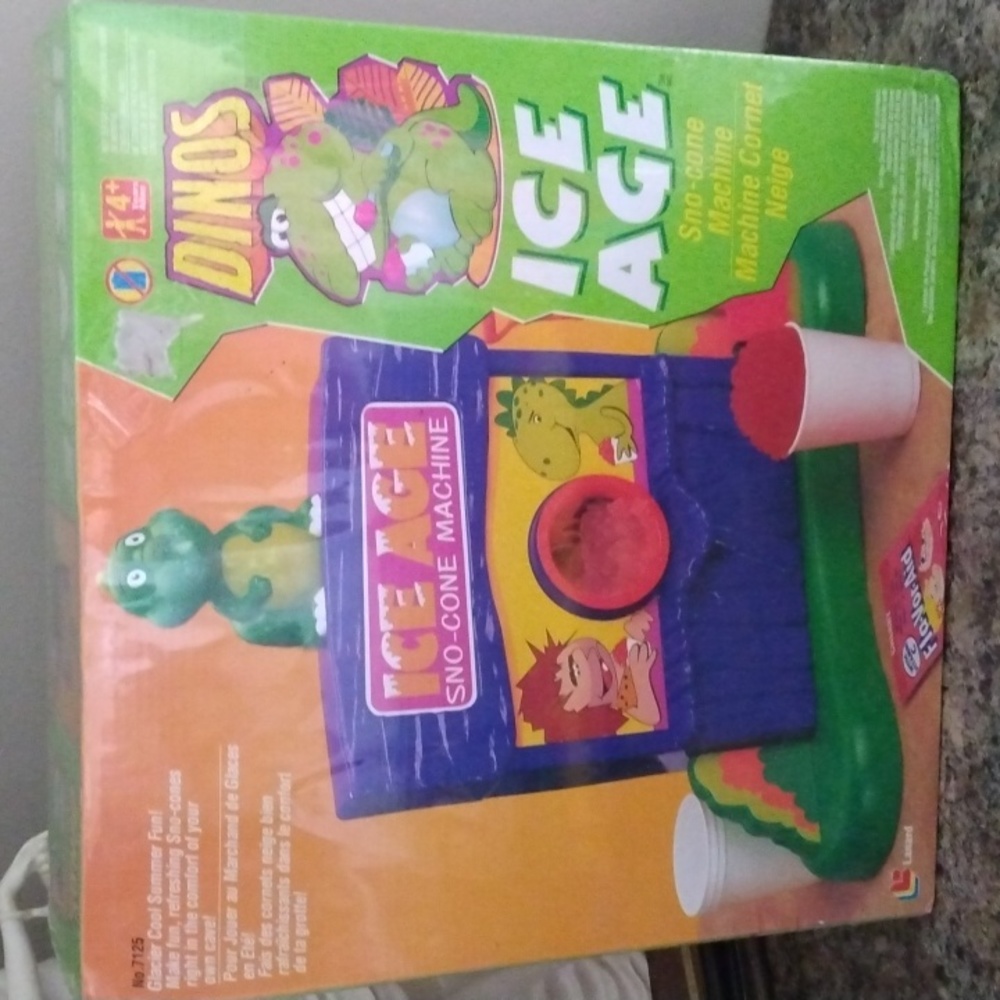 Vintage Lanard Ice Age Sno-Cone Machine, 1995.
